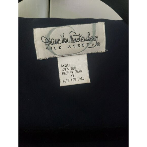 Diane Von Furstenberg Vintage Top Blouse Silk  Embroidered Blue Lagenlook M DVF - Picture 4 of 9